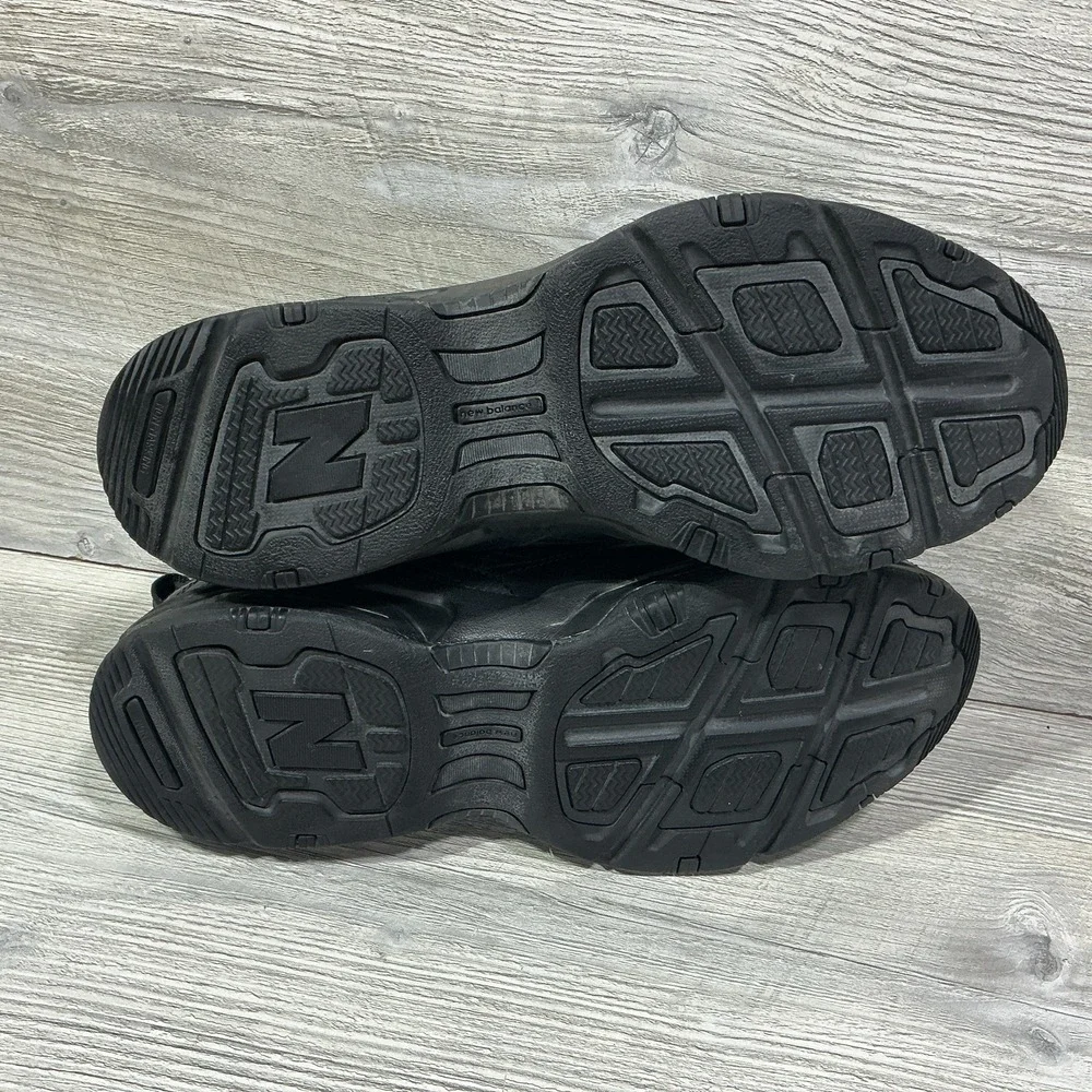 New Balance 608V2 Men's Triple Black Leather Size 13 4E Sneakers Shoes MX608V2B